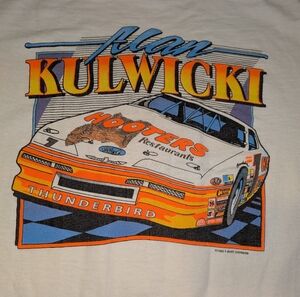 Hooters Vintage NASCAR Single Stitch 1992 Men's XL